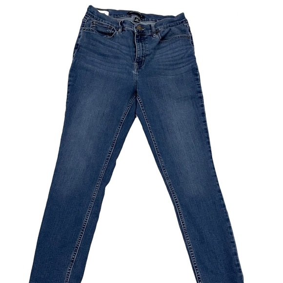 Calvin Klein High Rise Skinny Jeans - Picture 1 of 6